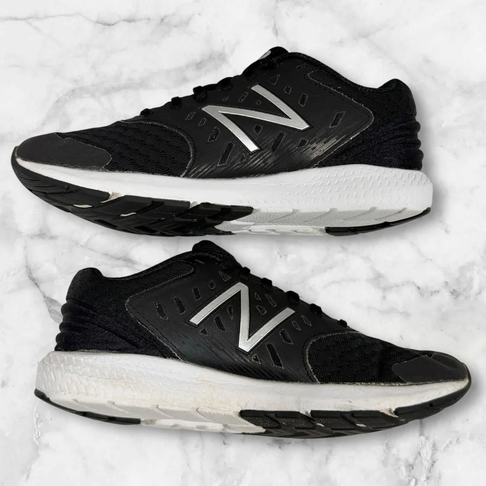Kids New Balance Fuel Core Urge V2 size 4.5